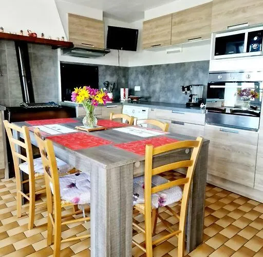 Le Casimir, A Vakantiehuis Estaing (Aveyron)